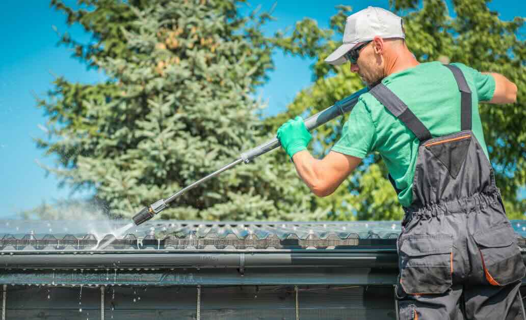 Gutter Services in Chesterfield, MO, and the Surrounding Area | Flowmaster Exterior Services